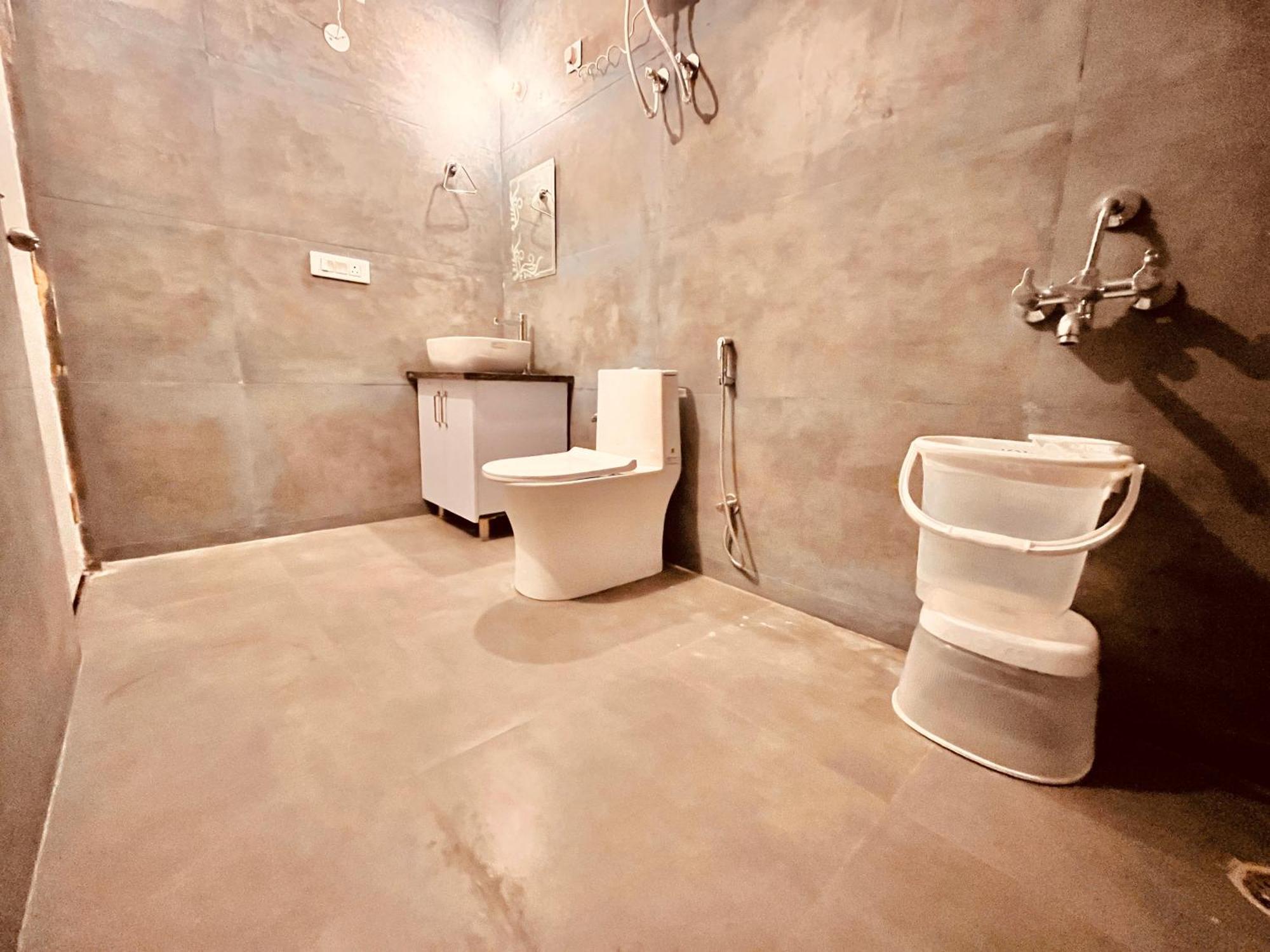 Hotel Classic Crown - #Scenic Mountain View #Open Terrace #Parking #Premium Rooms With Balcony #Guest Preferred #Best Selling Hotel In Масурі Екстер'єр фото